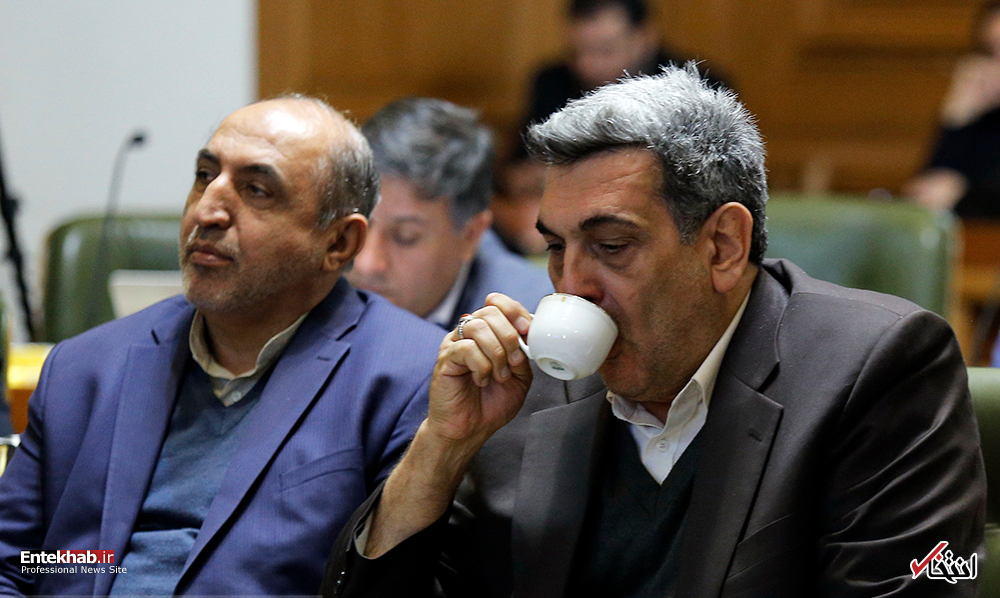 عکس/ ادای سوگند پیروز حناچی شهردار تهران