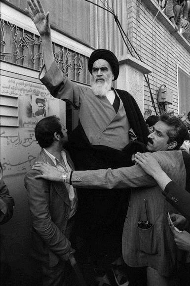 تصاویر : ورود امام خمینی(ره) به میهن