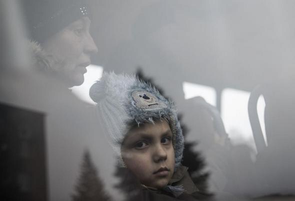 تصاویر : فرار از شرق اوکراین