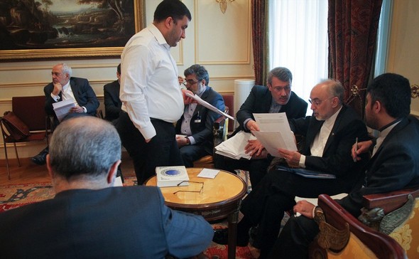 تصاویر : جلسه داخلی هیات مذاکره کننده ایرانی