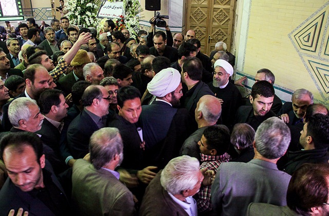 تصاویر: مراسم ختم مادر رئیس جمهور