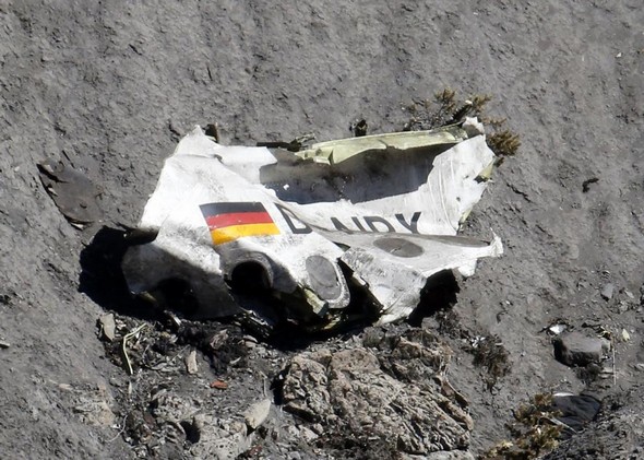 خبر مهم:سقوط هواپیمای فرانسوی عمدی بوده+عکس و توضیح 