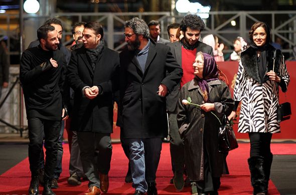تصاویر : ستارگان در افتتاحیه جشنواره فجر