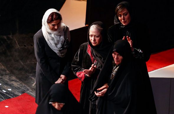 تصاویر : ستارگان در افتتاحیه جشنواره فجر
