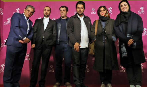 تصاویر : محمدرضا عارف و همسرش روی فرش قرمز