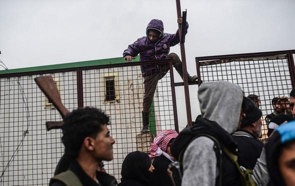 تصاویر : در کمپ آوارگان