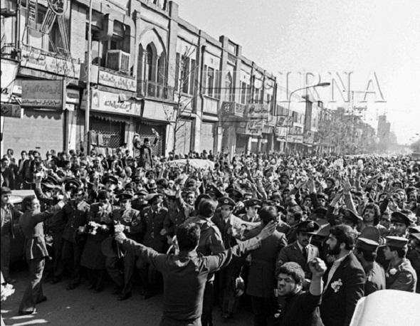 تصاویر : پیروزی انقلاب اسلامی به روایت تصویر