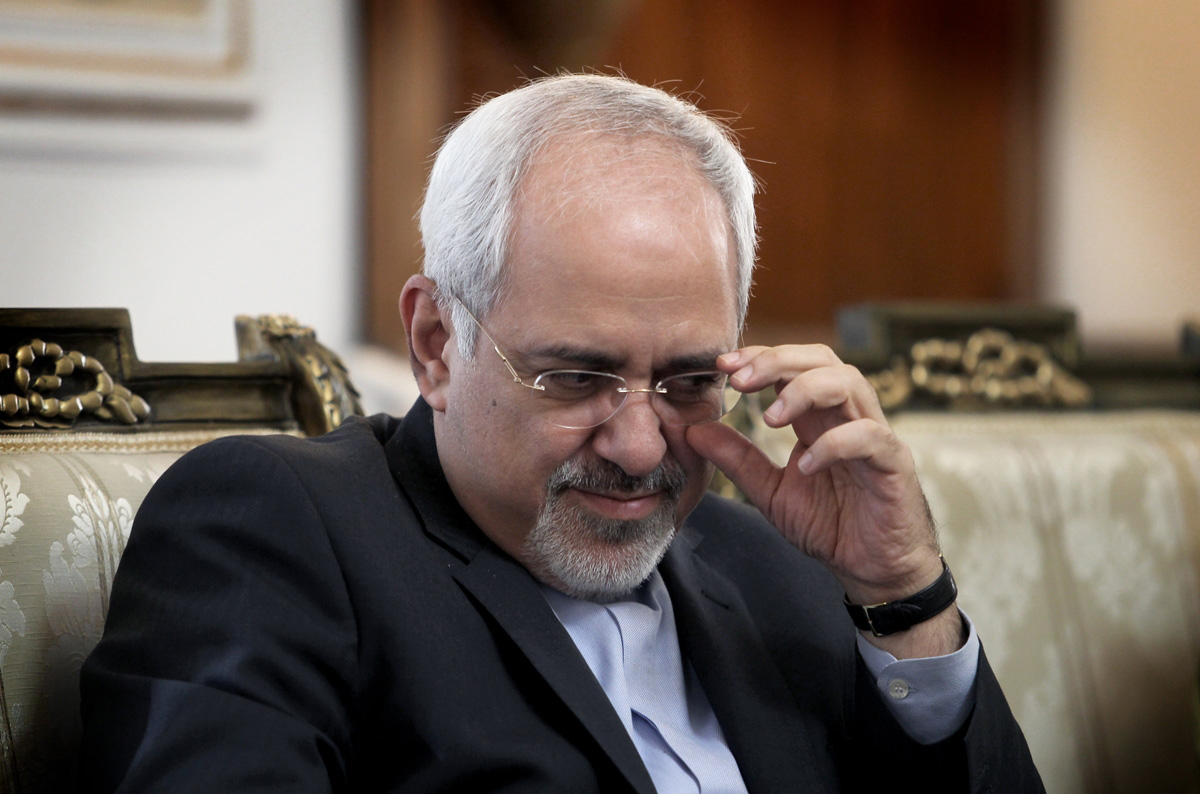 برخی دوستان حرف هایی می زنند که انگار نه انگار که آخرتی هست / واقعا باید از صداوسیما پرسید که چرا فقط دنبال اخبار منفی است / مرا در دوره ی قبل خائن نامیدند
