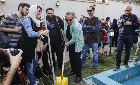 تصاویر : مراسم روز درختکاری در خانه سینما