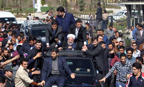 تصاویر : سفر روحانی به یزد تصاویر : سفر روحانی به یزد