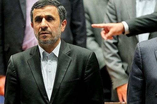 اصولگرایان دیگر از احمدی نژاد حمایت نخواهند کرد / در مورد ماجرای رحیمی، رئیس دولت هم مقصر بود / اصلاح طلبان معتقد بودند رفتارهای احمدی نژاد به نفعشان تمام می شود