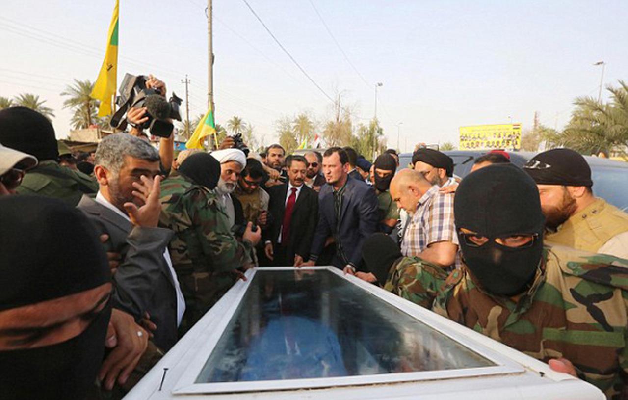 تصاویر : تحویل جسد عزتالدوری به دولت عراق تصاویر : تحویل جسد عزتالدوری به دولت عراق