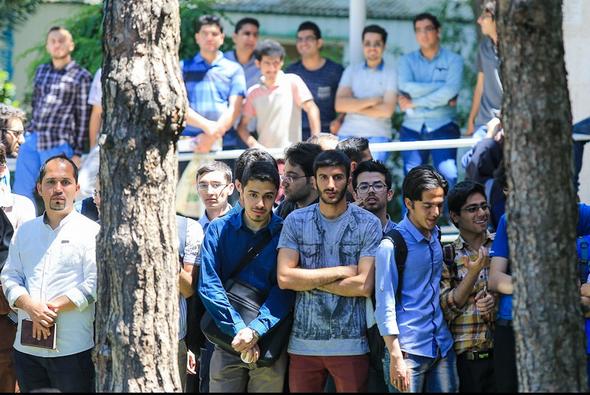 تصاویر : گرامیداشت روز معلم در دانشگاه امیرکبیر با حضور آیت الله هاشمی تصاویر : گرامیداشت روز معلم در دانشگاه امیرکبیر با حضور آیت الله هاشمی