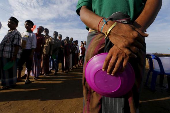تصاویر : فرار مسلمانان از میانمار