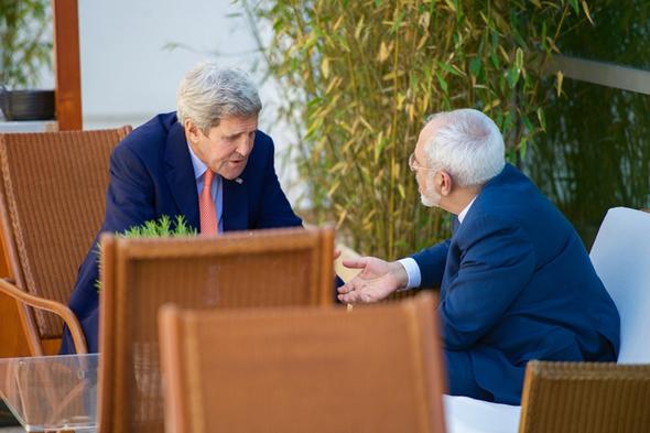 تصاویر : مذاکرات ظریف و کری در ژنو