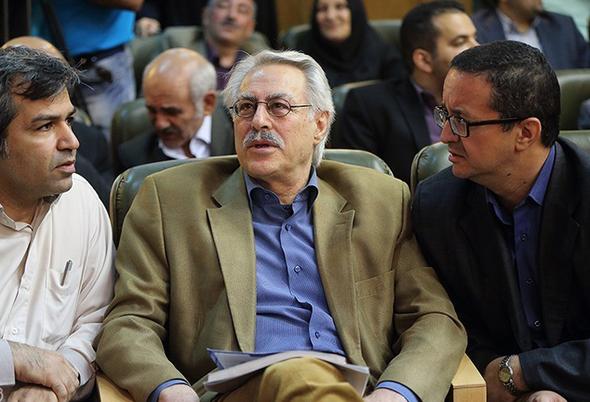 تصاویر : رونمایی آیت الله هاشمی از «تاریخ جامع ایران» تصاویر : رونمایی آیت الله هاشمی از «تاریخ جامع ایران»