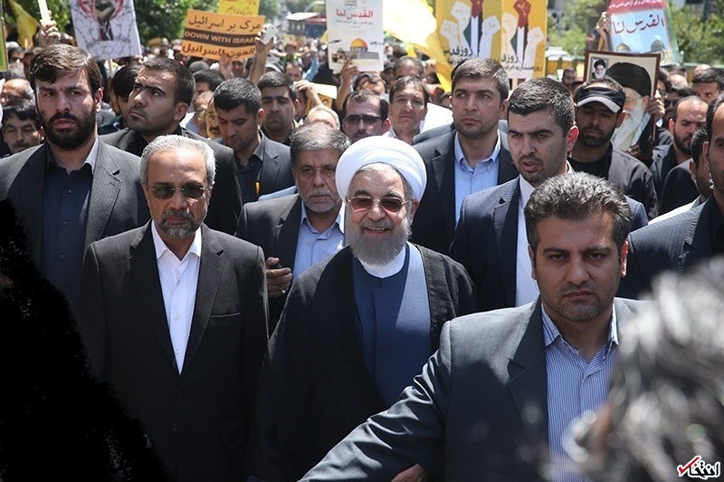 روحانی به جمع راهپیمایان روز جهانی قدس در تهران پیوست