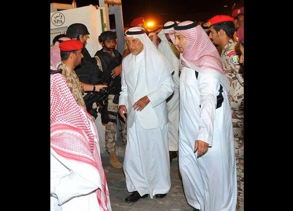 تصاویر : مراسم تشییع جنازه سعود الفیصل تصاویر : مراسم تشییع جنازه سعود الفیصل