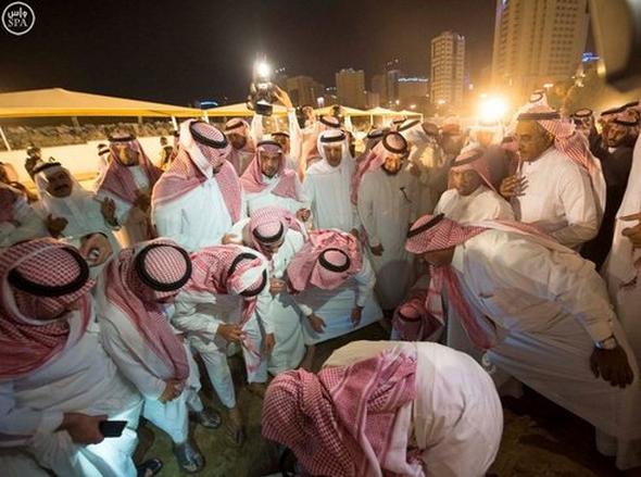 تصاویر : مراسم تشییع جنازه سعود الفیصل تصاویر : مراسم تشییع جنازه سعود الفیصل