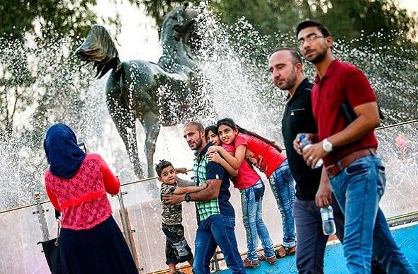تصاویر : زندگی در خطرناکترین نقطه جهان تصاویر : زندگی در خطرناکترین نقطه جهان