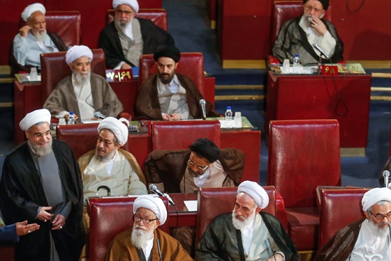 تصاویر: وقتی هاشمی و روحانی وارد مجلس خبرگان شدند