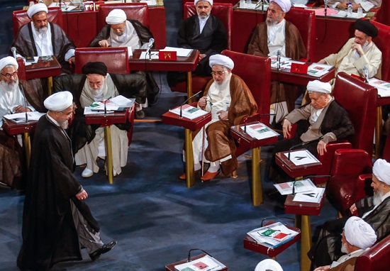 تصاویر: وقتی هاشمی و روحانی وارد مجلس خبرگان شدند