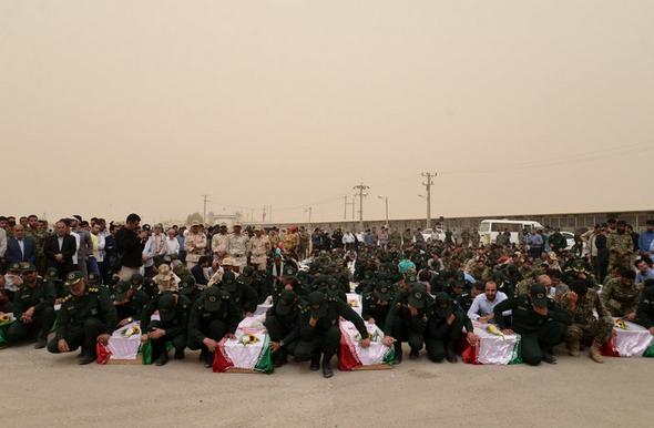 تصاویر : تبادل شهدا در مرز شلمچه