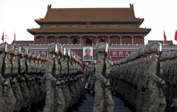 تصاویر : رژه نظامی در چین‎