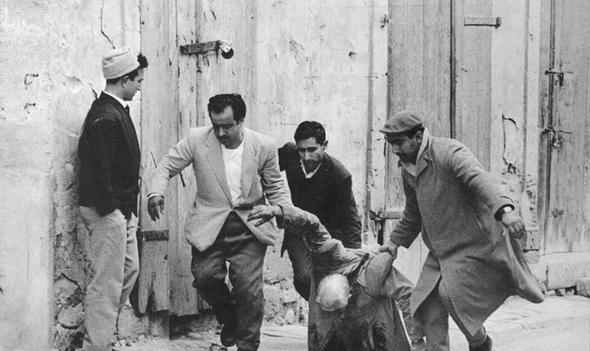 تصاویر : عکاسی در یک قدمیِ مرگ