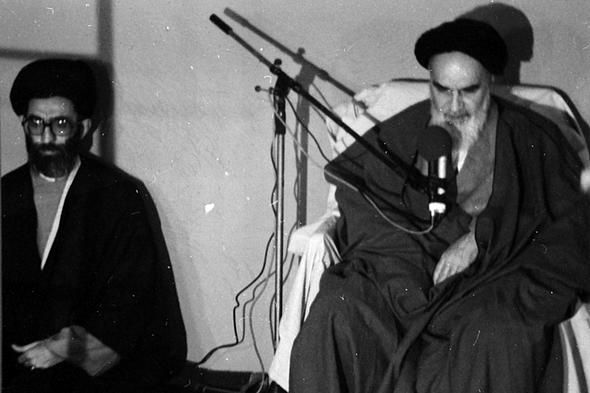 تصاویر : دور اول ریاست جمهوری آیت‌الله‌ خامنه‌ای