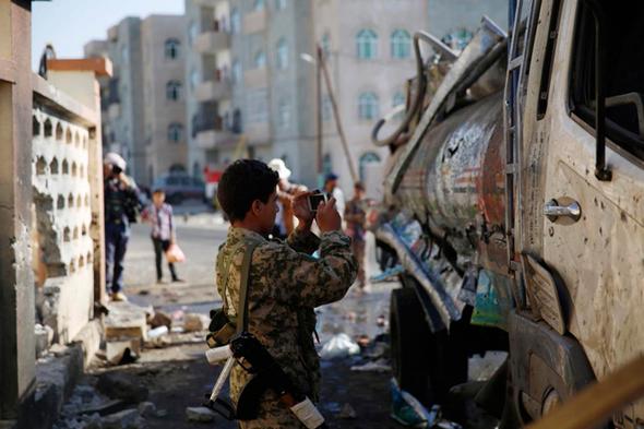 تصاویر : حمله انتحاری داعش در یمن