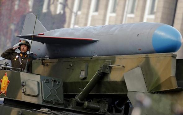 تصاویر : بزرگترین رژه نظامی کره شمالی تصاویر : بزرگترین رژه نظامی کره شمالی