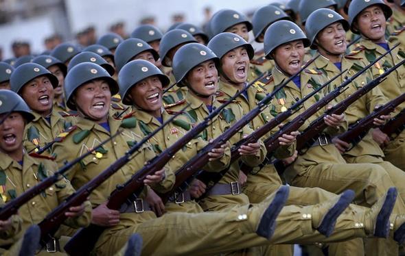 تصاویر : بزرگترین رژه نظامی کره شمالی تصاویر : بزرگترین رژه نظامی کره شمالی