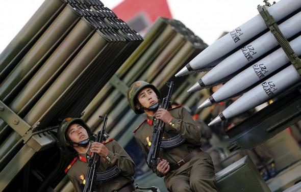 تصاویر : بزرگترین رژه نظامی کره شمالی تصاویر : بزرگترین رژه نظامی کره شمالی