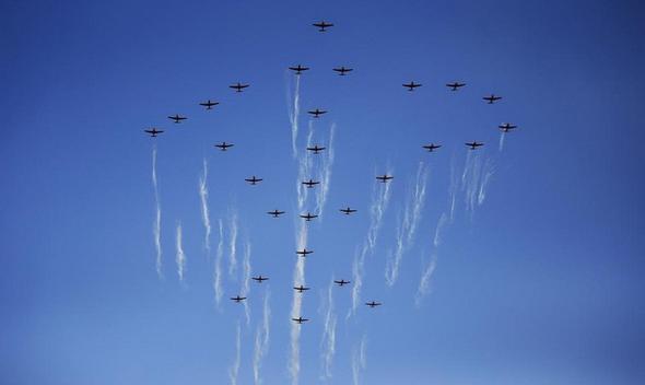 تصاویر : بزرگترین رژه نظامی کره شمالی تصاویر : بزرگترین رژه نظامی کره شمالی