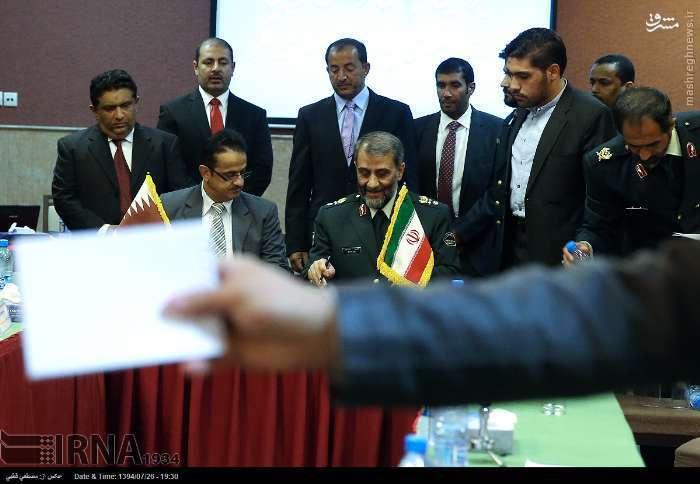 عکس: امضاء تفاهم نامه فرماندهان مرزبانی ایران و قطر