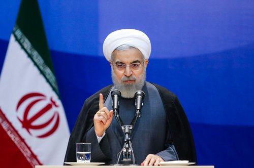 روحانی: حاضریم مذاکره کنیم / اگر سعودی ها دست از مداخلات بردارند، مشکل روابط شان با تهران حل و فصل می شود