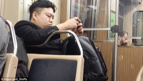 کیم جونگ اون در متروی شیکاگو + تصاویر
