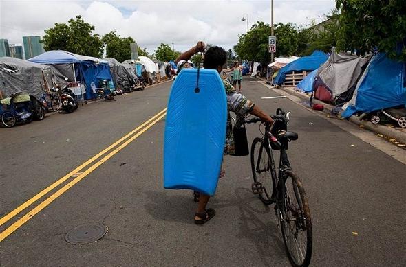 تصاویر :  بهشت گرمسیری‌ ،‌‌ پناهگاه بی خانمانان امریکا