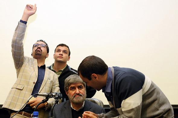 تصاویر : حواشی سخنرانی مطهری در شیراز