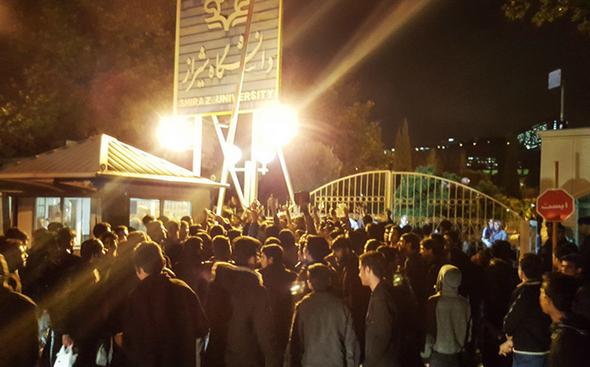 تصاویر : حواشی سخنرانی مطهری در شیراز