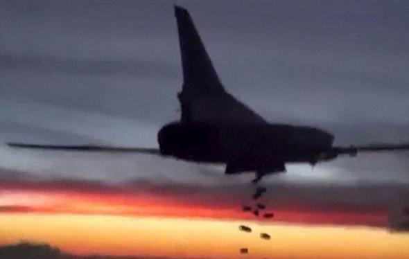 تصاویر : حملات روسیه به مواضع داعش