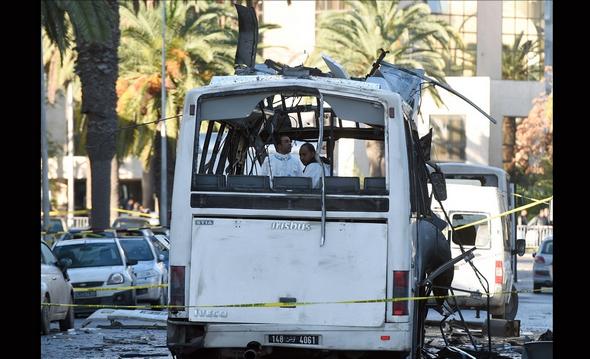 تصاویر : تشییع جانباختگان حمله تروریستی تونس