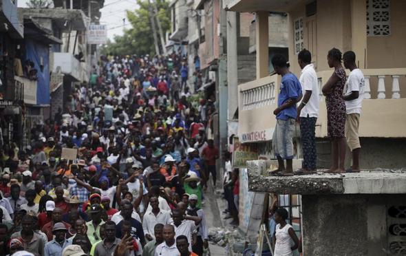 تصاویر : آشوب بعد از انتخابات در هائیتی‎