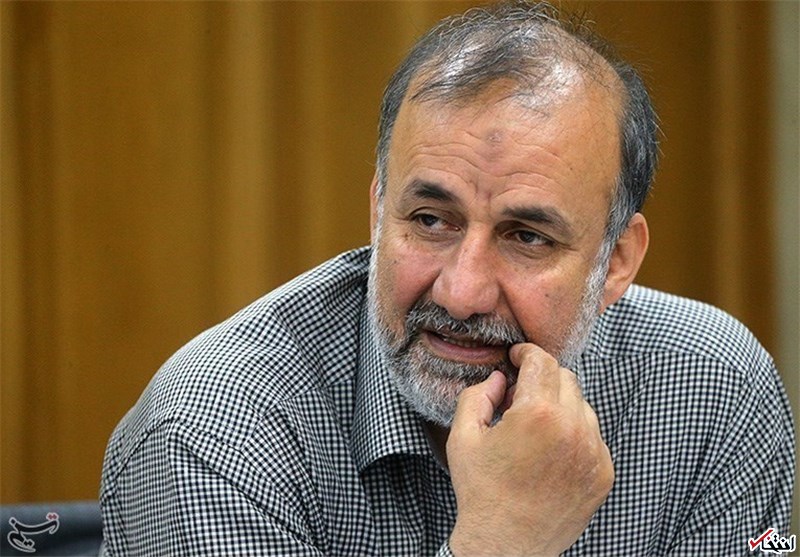 بیادی: احمدینژاد سال 88 باید ردصلاحیت میشد/ حسینیان: حمایت اصولگرایان از احمدینژاد هیچ اهمیتی ندارد/ اصولگرایان جاذبه خود را نزد مردم از دست دادهاند بیادی: احمدینژاد سال 88 باید ردصلاحیت میشد/ حسینیان: حمایت اصولگرایان از احمدینژاد هیچ اهمیتی ندارد/ اصولگرایان جاذبه خود را نزد مردم از دست دادهاند