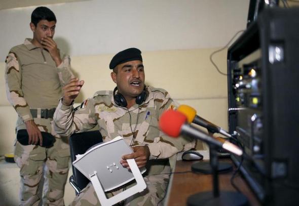 تصاویر : رادیویی برای مردم گرفتار داعش