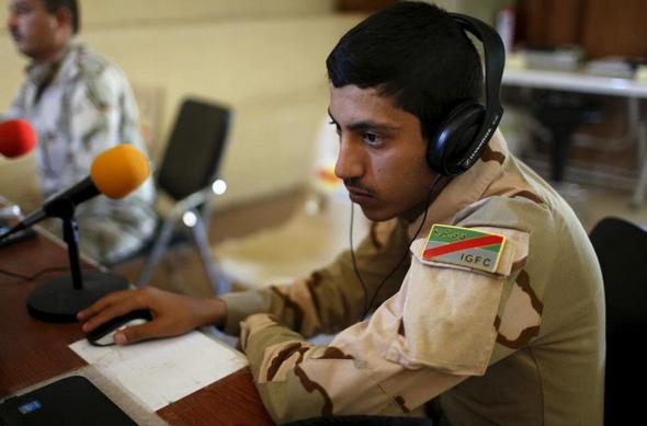 تصاویر : رادیویی برای مردم گرفتار داعش