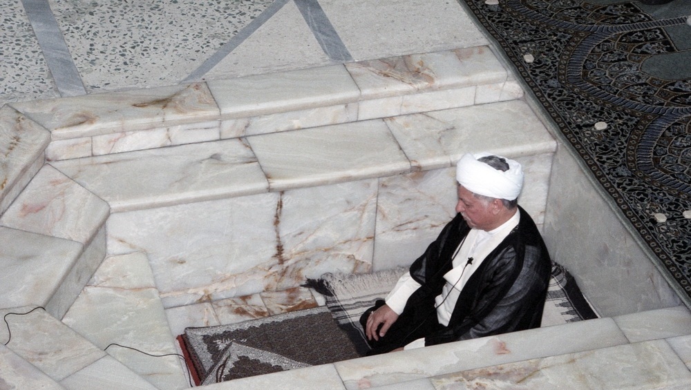تصاویر : آیت الله هاشمی رفسنجانی در امامت نماز جمعه
