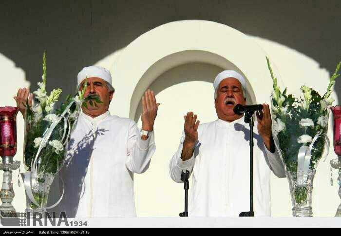 عکس/ مجلس بزرگداشت ارتحال آیت الله هاشمی رفسنجانی توسط زرتشتیان یزد