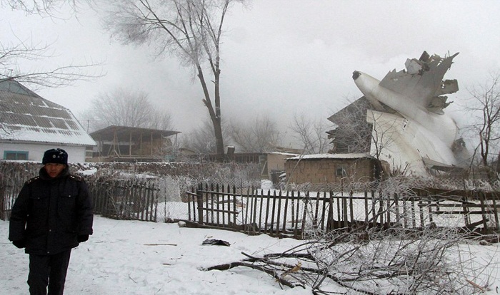 تصاویر : متلاشی شدن هواپیما در قرقیزستان